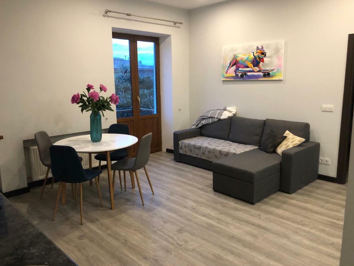 Grand Apartment 2 Чернихив Екстериор снимка